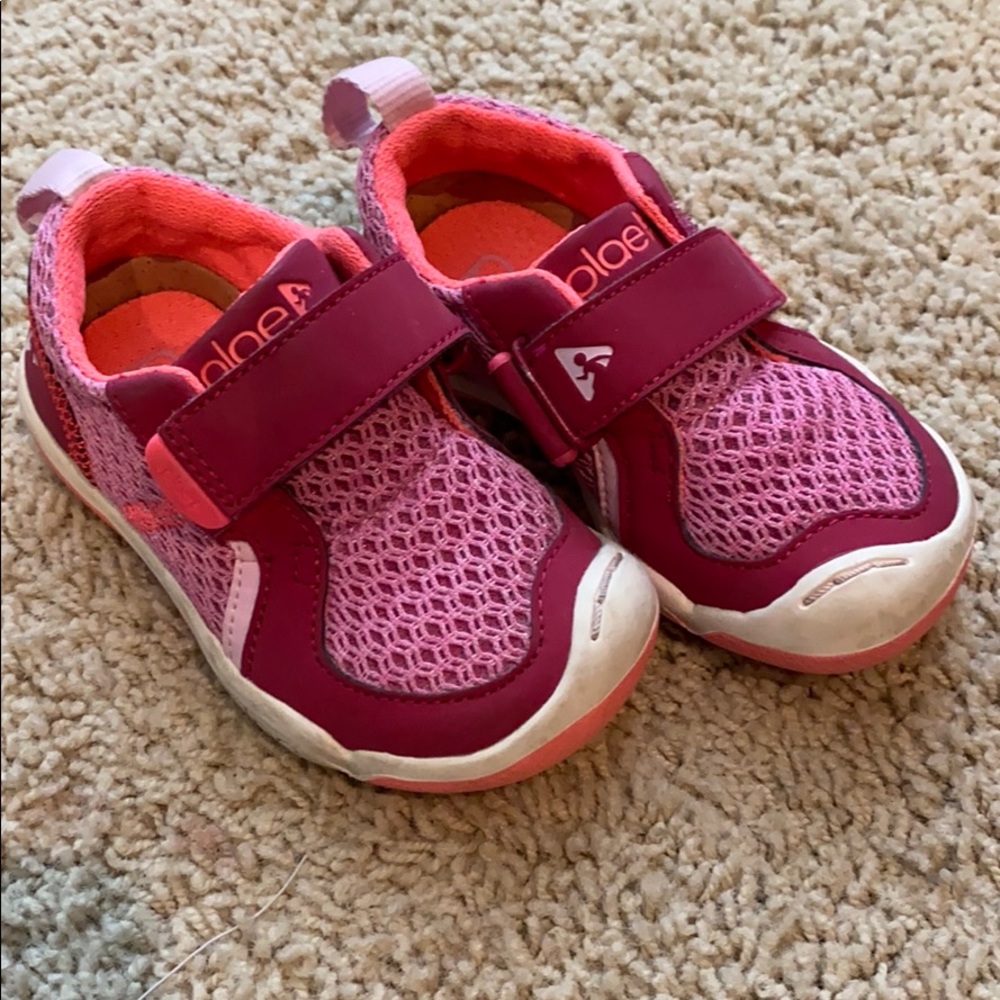 PLAE shoes size 6